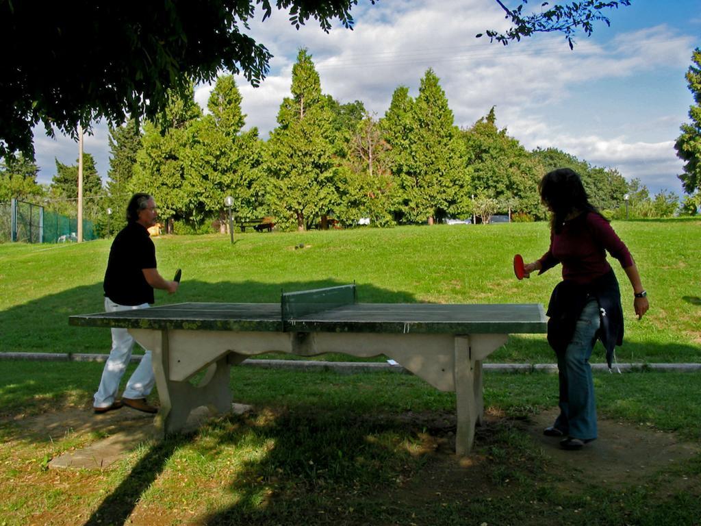Agriturismo Le Pianore 蒙特斯佩尔托利 外观 照片